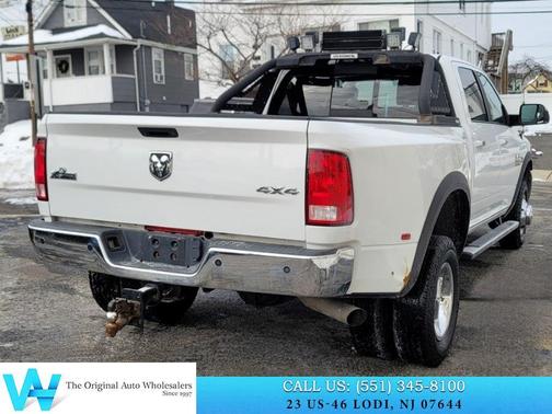 2017 RAM 3500 Big Horn Crew Cab 4x4 8' Box