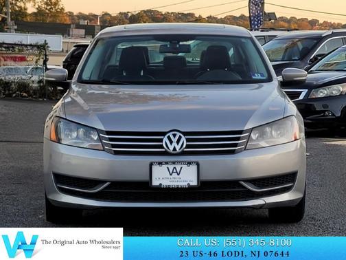 2013 Volkswagen Passat 2.5 SE