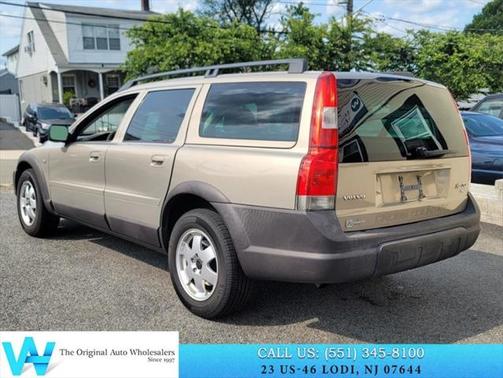 2004 Volvo XC70 2.5T