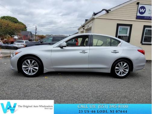 2015 INFINITI Q50 Premium
