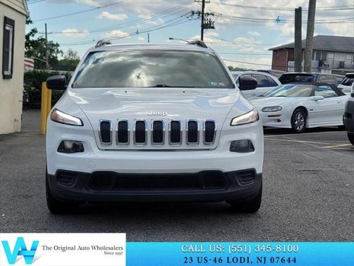 2016 Jeep Cherokee Sport