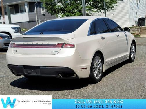 WHITE PLATINUM MET TRI-COAT 2014 Lincoln MKZ Base