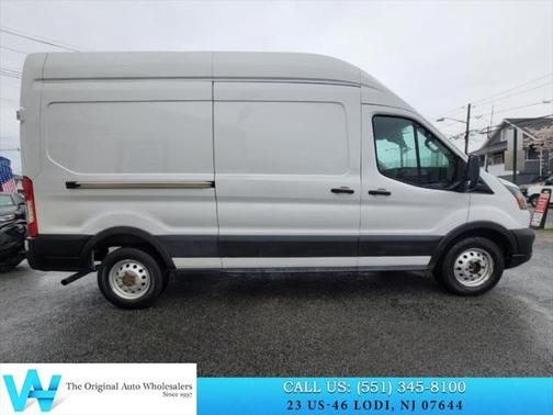 2022 Ford Transit-250 Base