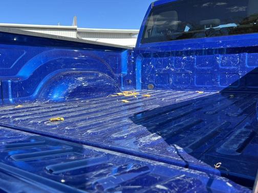 2018 RAM 2500 Tradesman Crew Cab 4x4 6'4' Box