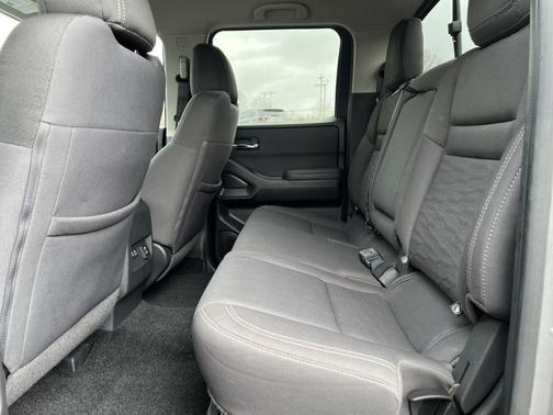 Gun Metallic 2022 Nissan Frontier SV