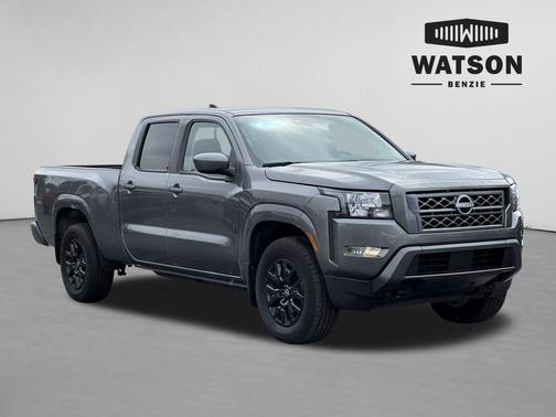 Gun Metallic 2022 Nissan Frontier SV