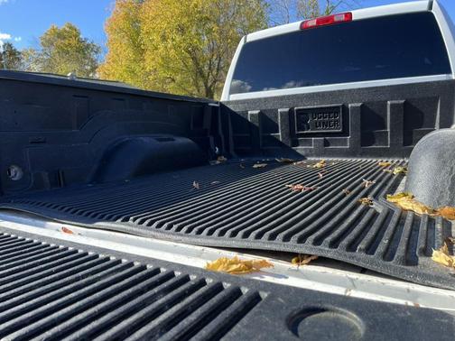 2019 RAM 2500 Big Horn Crew Cab 4x4 6'4' Box