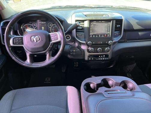 2019 RAM 2500 Big Horn Crew Cab 4x4 6'4' Box