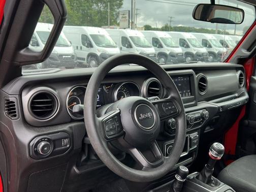 2023 Jeep Wrangler Sport