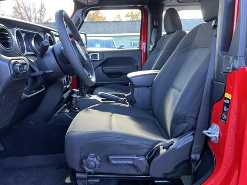 2023 Jeep Wrangler Sport