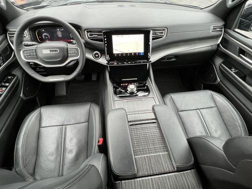 2024 Jeep Wagoneer Series II 4x4