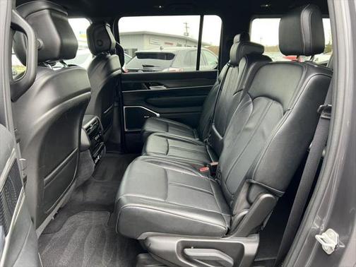 2024 Jeep Wagoneer Series II 4x4