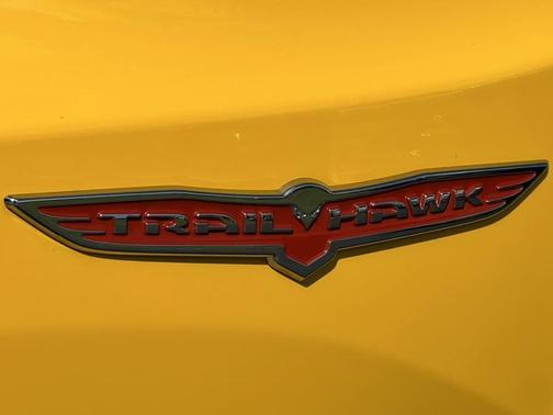 2023 Jeep Renegade Trailhawk