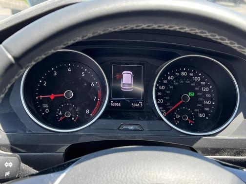 Platinum Gray Metallic 2021 Volkswagen Tiguan 2.0T SE 4MOTION