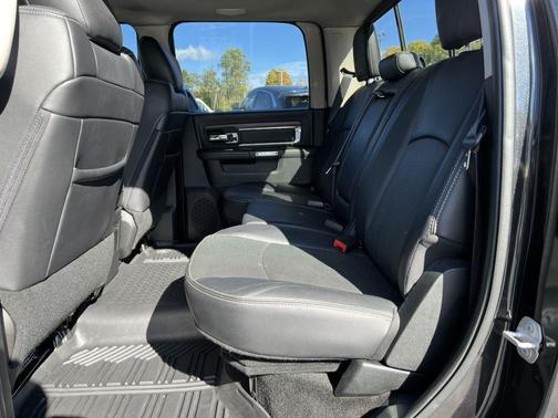 2017 RAM 1500 Laramie