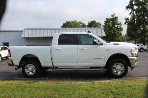 2022 RAM 2500 Big Horn Crew Cab 4x4 6'4' Box