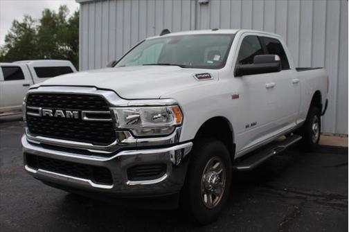 2022 RAM 2500 Big Horn Crew Cab 4x4 6'4' Box