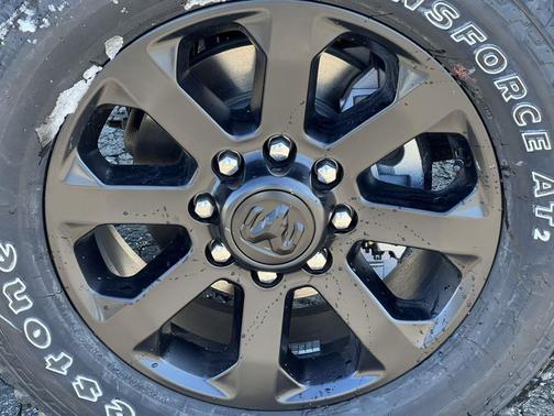 Molten Red Pearlcoat 2026 RAM 2500 Big Horn Crew Cab 4x4 6'4' Box