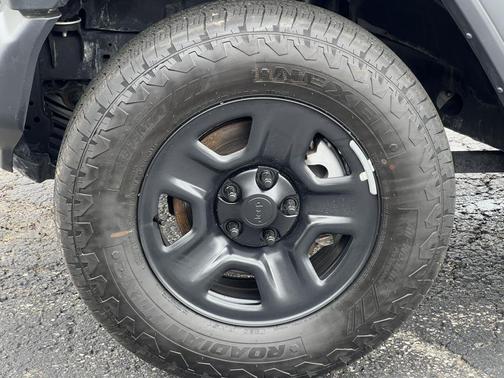 2022 Jeep Wrangler Sport