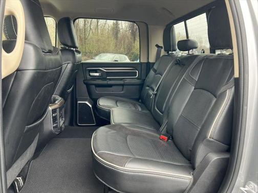 2022 RAM 2500 Laramie Crew Cab 4x4 6'4' Box