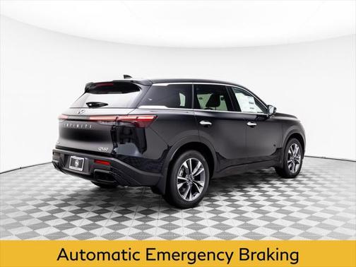 2024 INFINITI QX60 Luxe