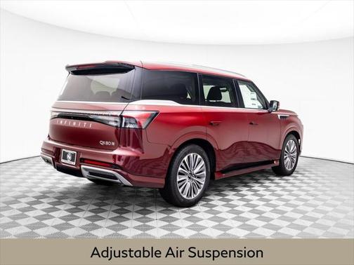 2025 INFINITI QX80 Luxe