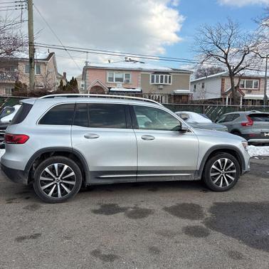 2022 Mercedes-Benz GLB 250 4MATIC