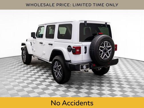 2024 Jeep Wrangler 4-Door Sahara 4x4
