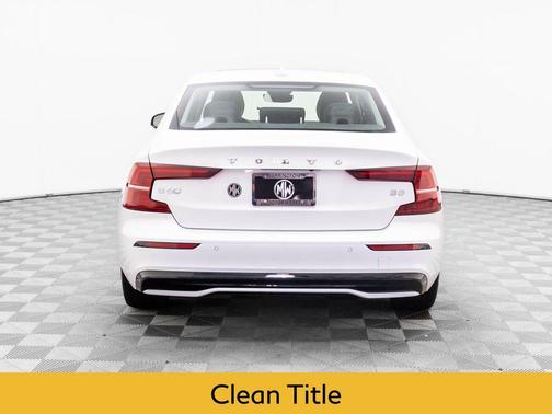 2024 Volvo S60 B5 Plus Dark Theme