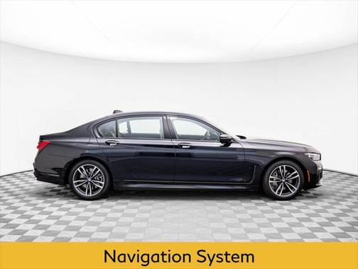 2022 BMW 750 i xDrive