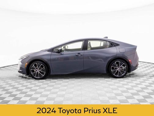 2024 Toyota Prius XLE