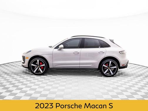 2023 Porsche Macan S