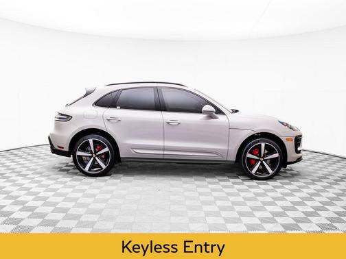 2023 Porsche Macan S