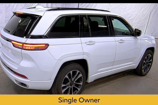 2022 Jeep Grand Cherokee Overland