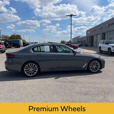 2022 BMW 530e Base