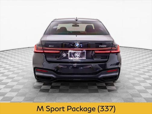 2021 BMW 750 i xDrive