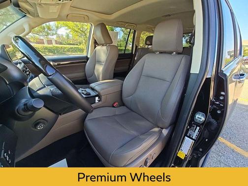 2023 Lexus GX 460 Premium