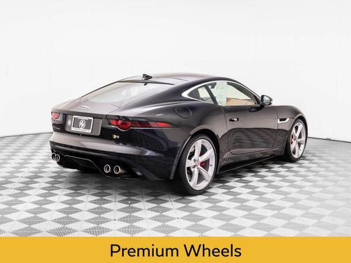 2019 Jaguar F-TYPE R