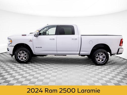 2024 RAM 2500 Laramie Crew Cab 4x4 6'4' Box