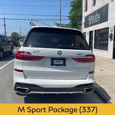 2022 BMW X7 xDrive40i