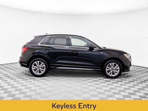2024 Audi Q3 Premium 45 TFSI S line quattro Tiptronic