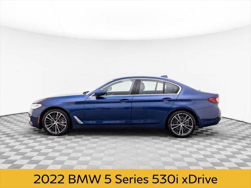 2022 BMW 530 i xDrive