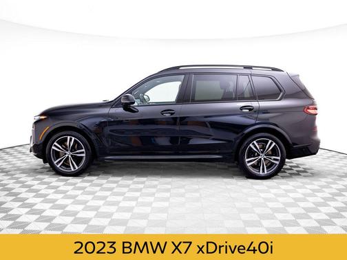 Black Sapphire Metallic 2023 BMW X7 xDrive40i