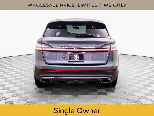 2021 Lincoln Nautilus Reserve