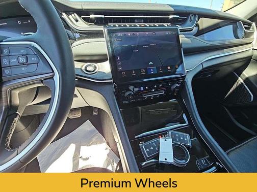 2022 Jeep Grand Cherokee 4xe Base