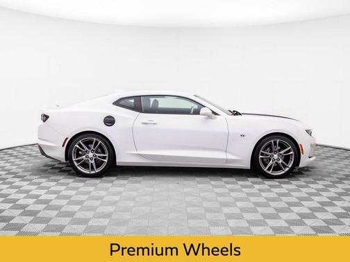 2021 Chevrolet Camaro 2LT