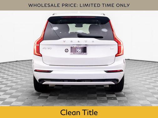 2023 Volvo XC90 Recharge Plug-In Hybrid T8 Plus Dark Theme 7-Seater