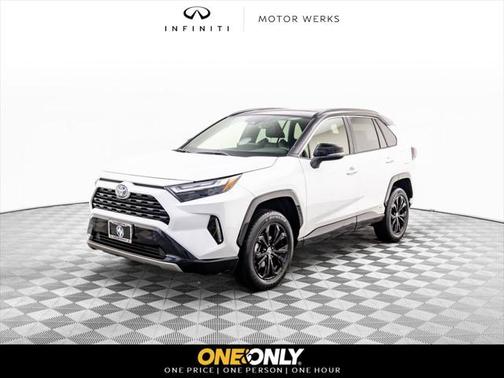 2023 Toyota RAV4 Hybrid SE