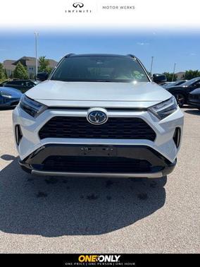 2023 Toyota RAV4 Hybrid SE