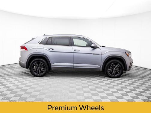 2022 Volkswagen Atlas Cross Sport 2.0T SEL